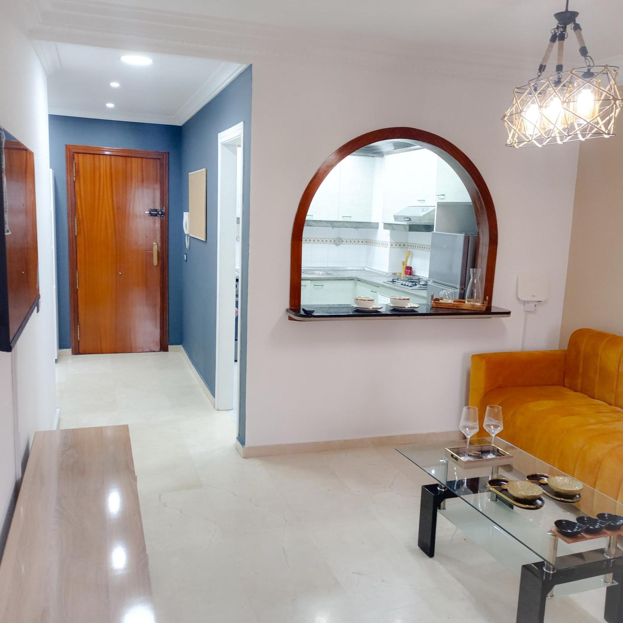 Nouveau Appartement Au Plein Centre Ville En Face Hilton & La Gare De Train Tgv M2 Tanger Ngoại thất bức ảnh