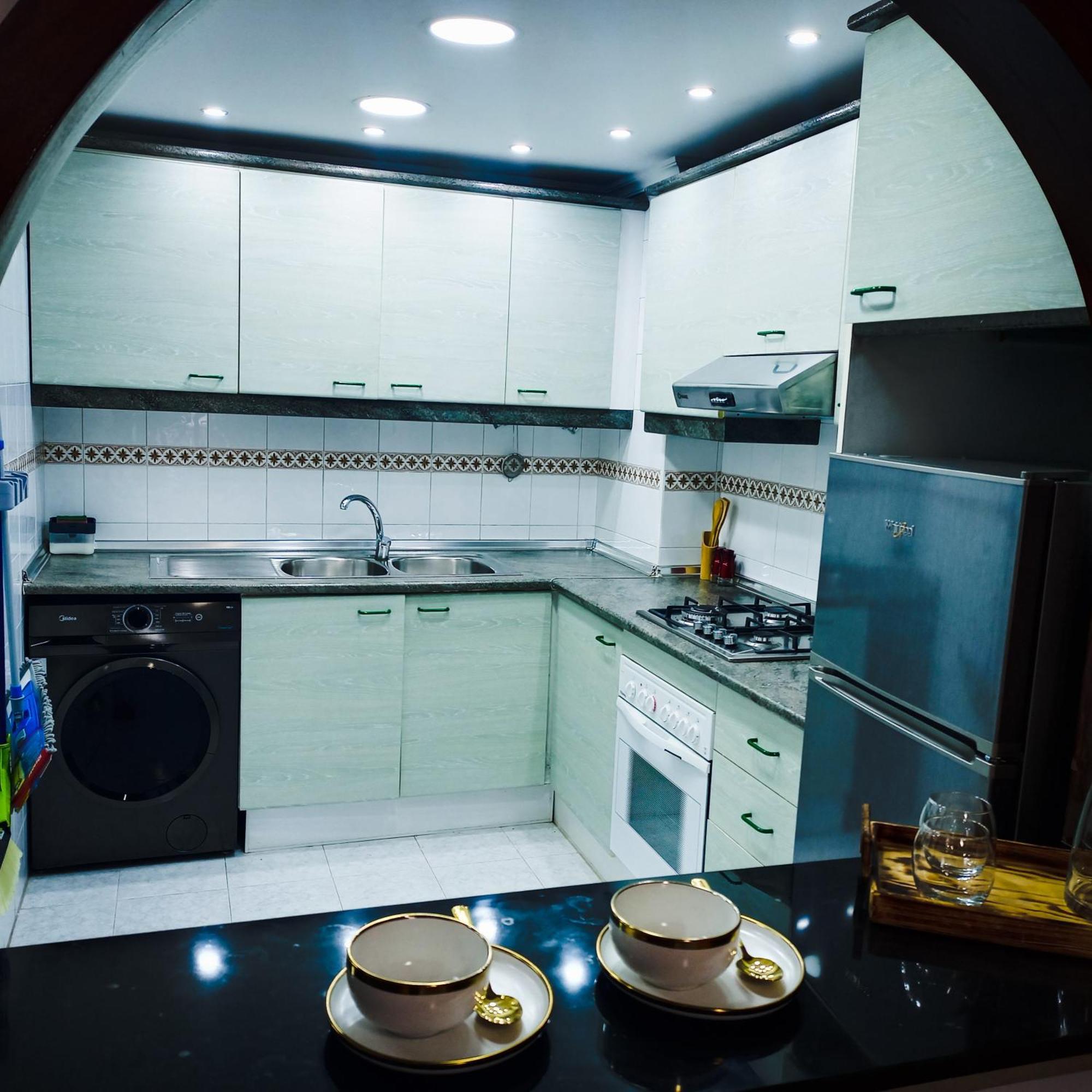 Nouveau Appartement Au Plein Centre Ville En Face Hilton & La Gare De Train Tgv M2 Tanger Ngoại thất bức ảnh